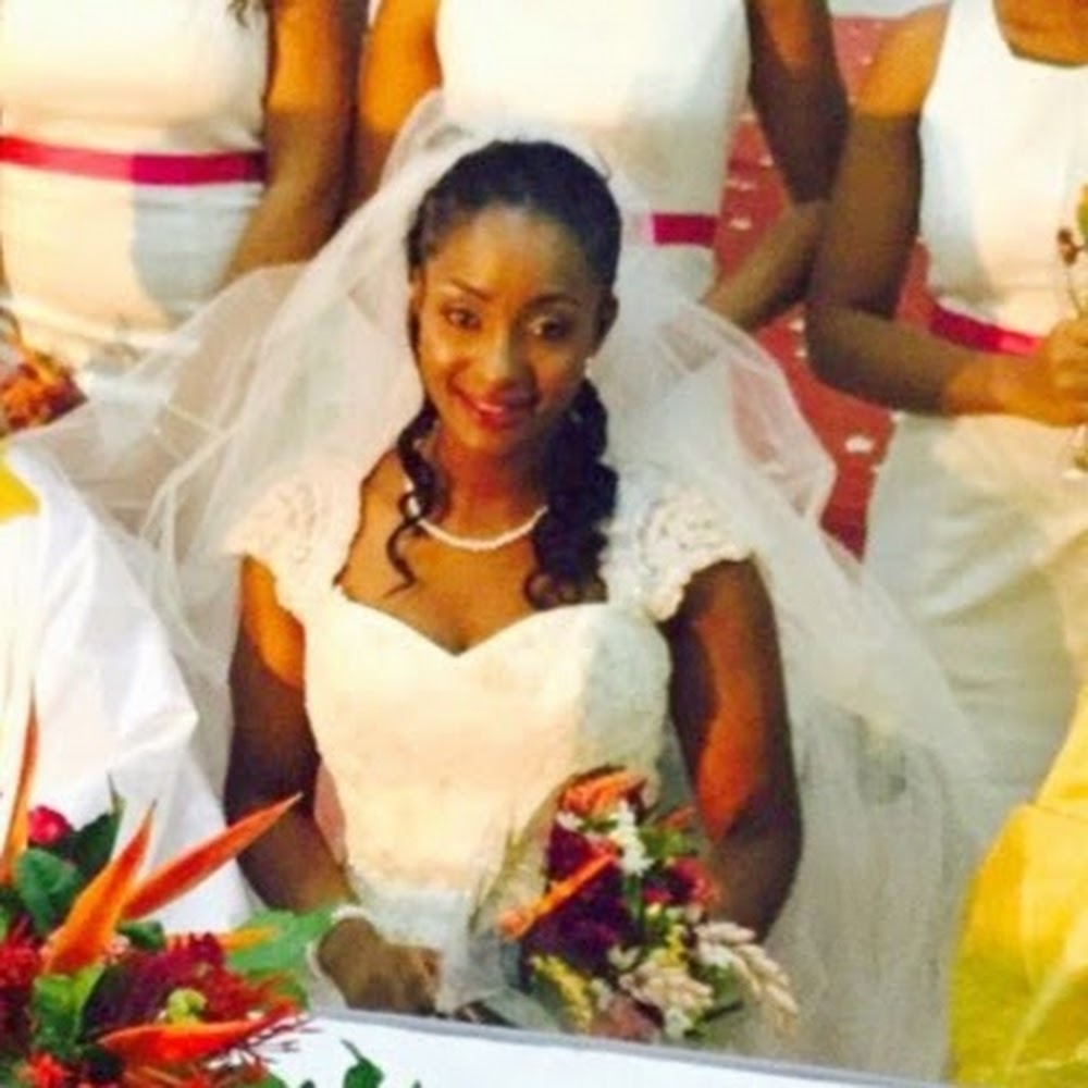 Meet your Posher, Maya